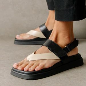 Alohas Black and White Leather Sandals